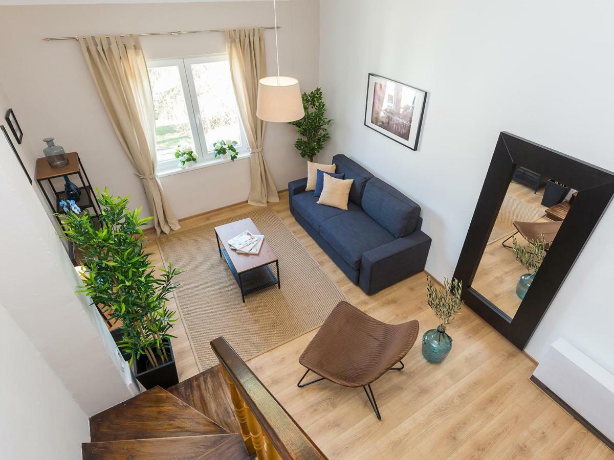 New City Center Design Apartment Пореч Экстерьер фото