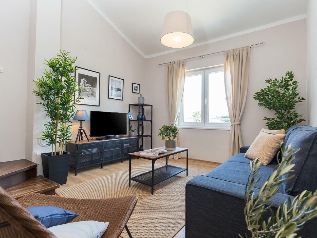 New City Center Design Apartment Пореч Экстерьер фото